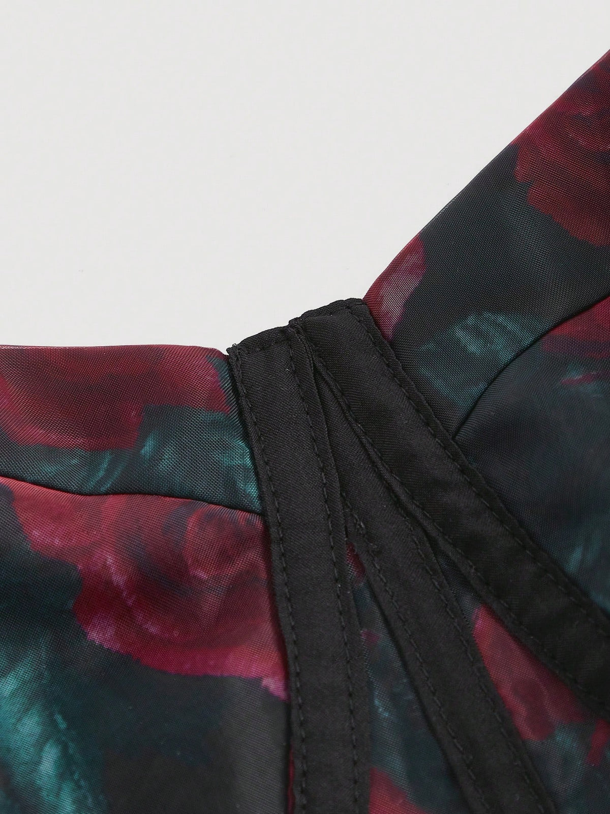 SHEIN MOD فستان رومانسي بطبعة ورود بحمالات سباغيتي