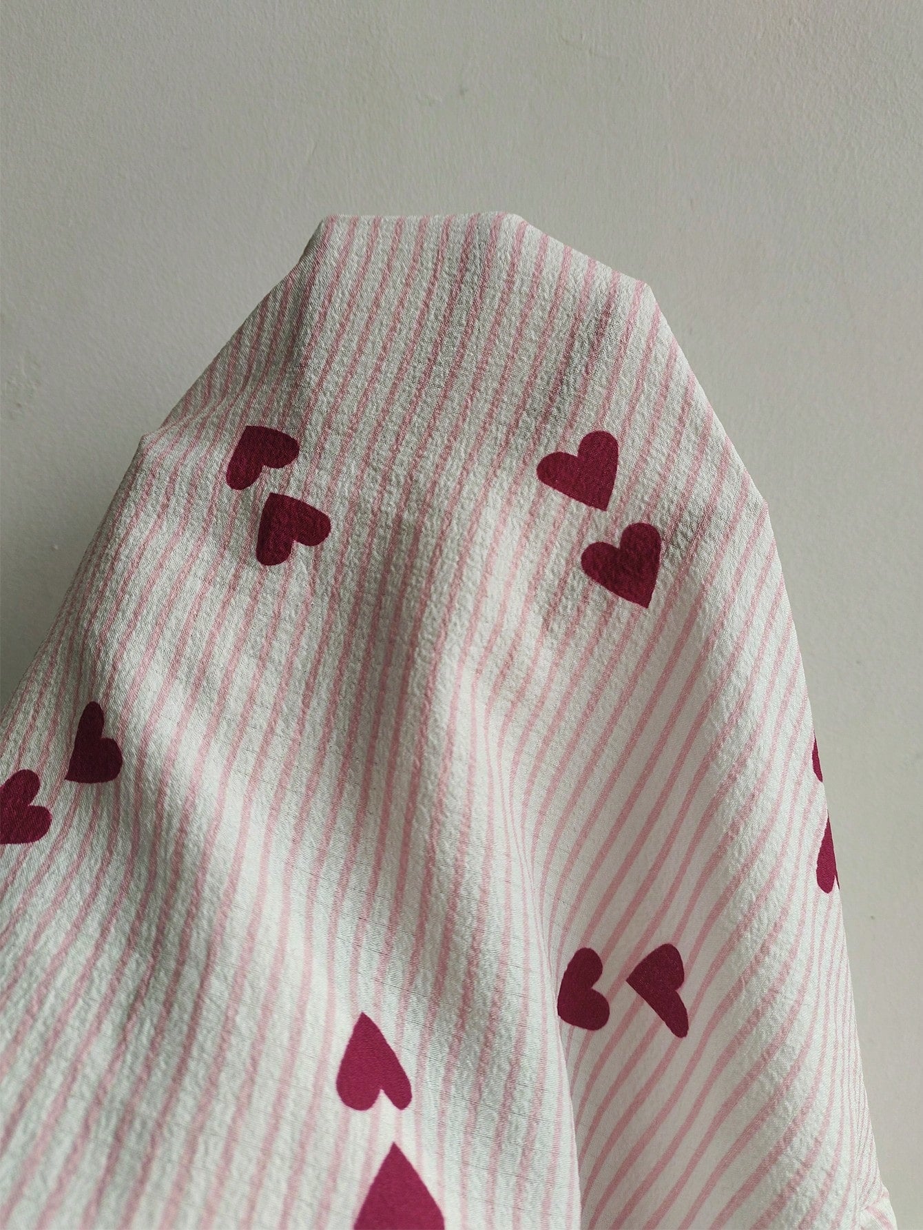 SHEIN Snug Zone بيجامة نسائية كاجوال بعلوية مخططة وبنطلون بأكمام طويلة