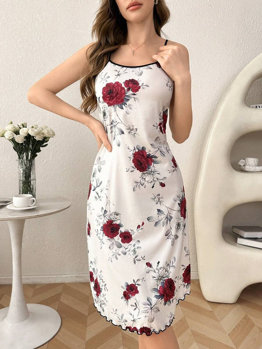 SHEIN فستان نوم أنيق ومريح مزخرف بنقشة زهور