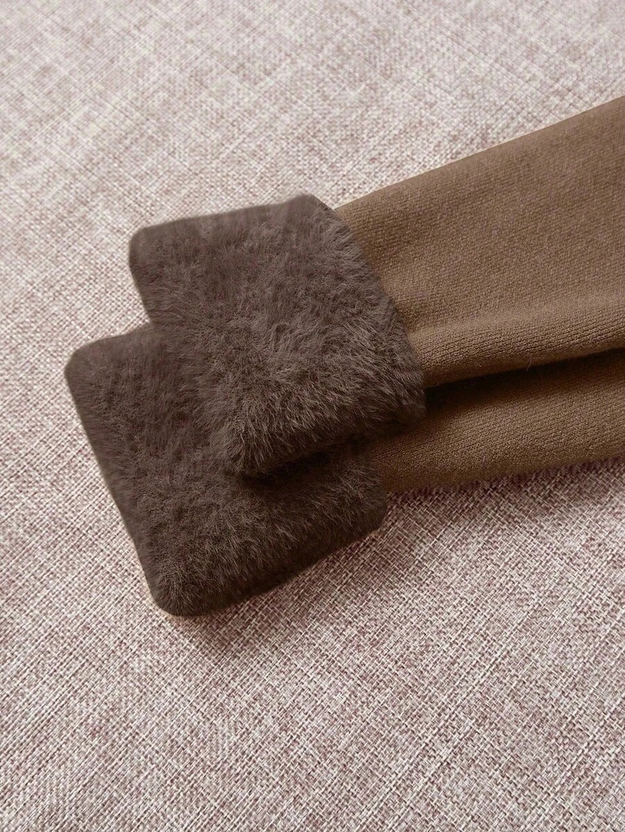 SHEIN كنزة بلون بني حراري بياقة عالية