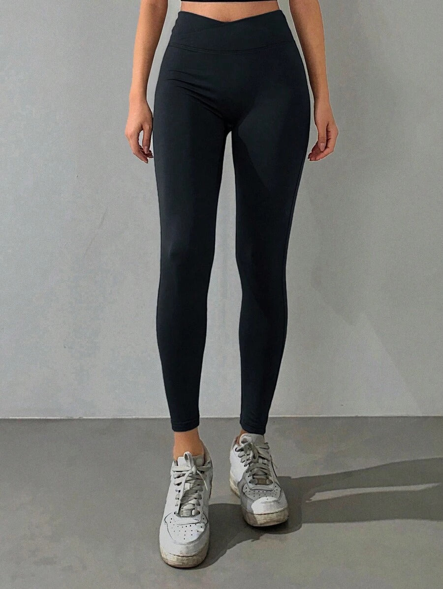 SHEIN سروال رياضي ضيق بخصر عالي لون أسود