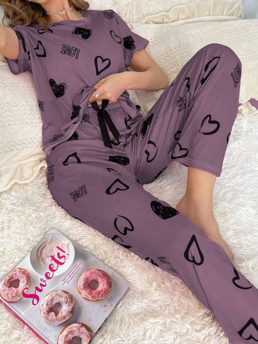 SHEIN بيجامة ناعمة بطبعة قلب وبنطلون مريح