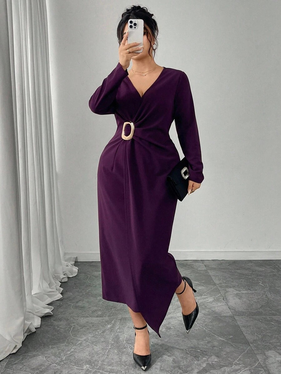 SHEIN فستان مخملي عنابي بجيوب وأكمام طويلة