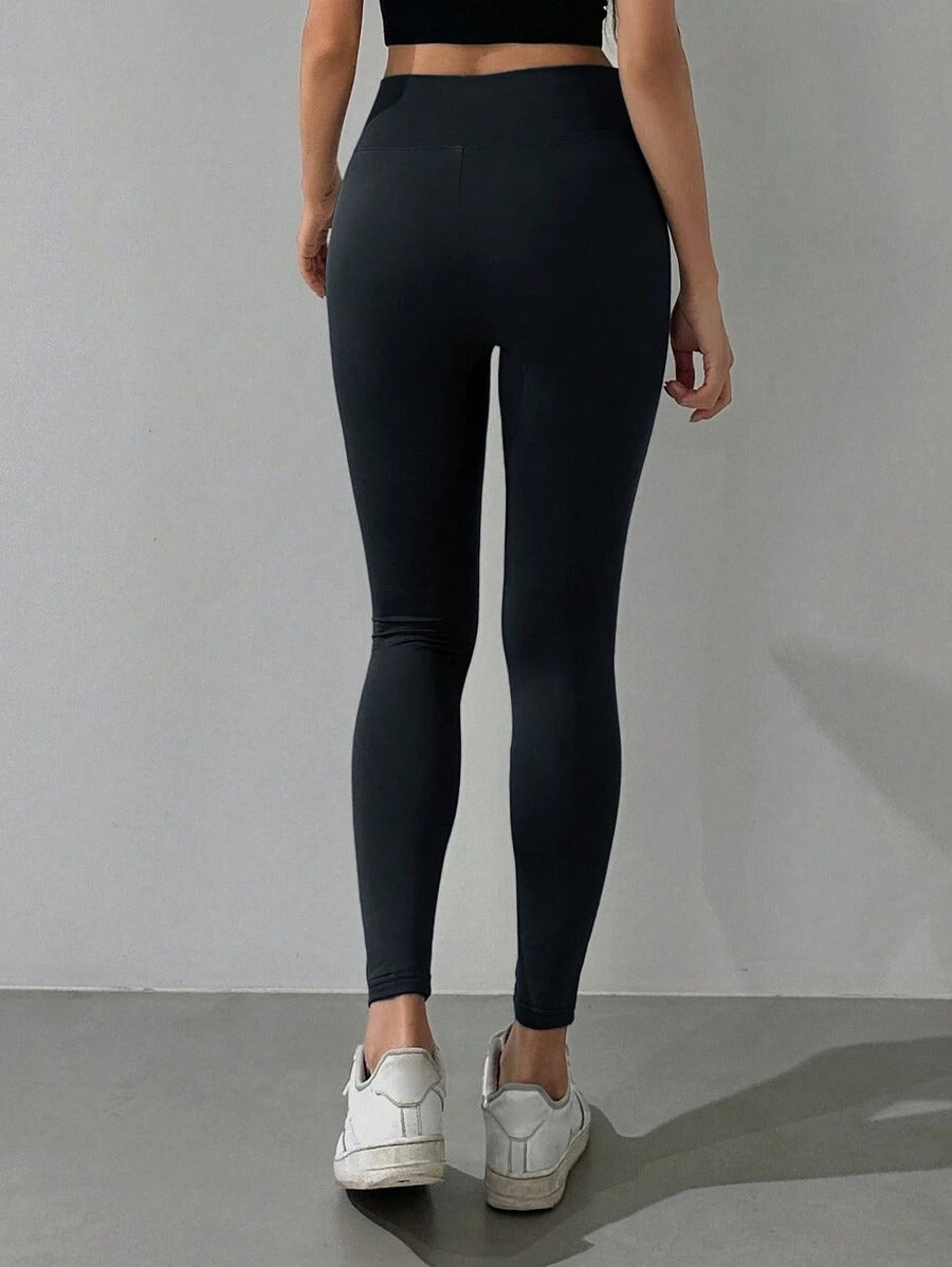 SHEIN سروال رياضي ضيق بخصر عالي لون أسود