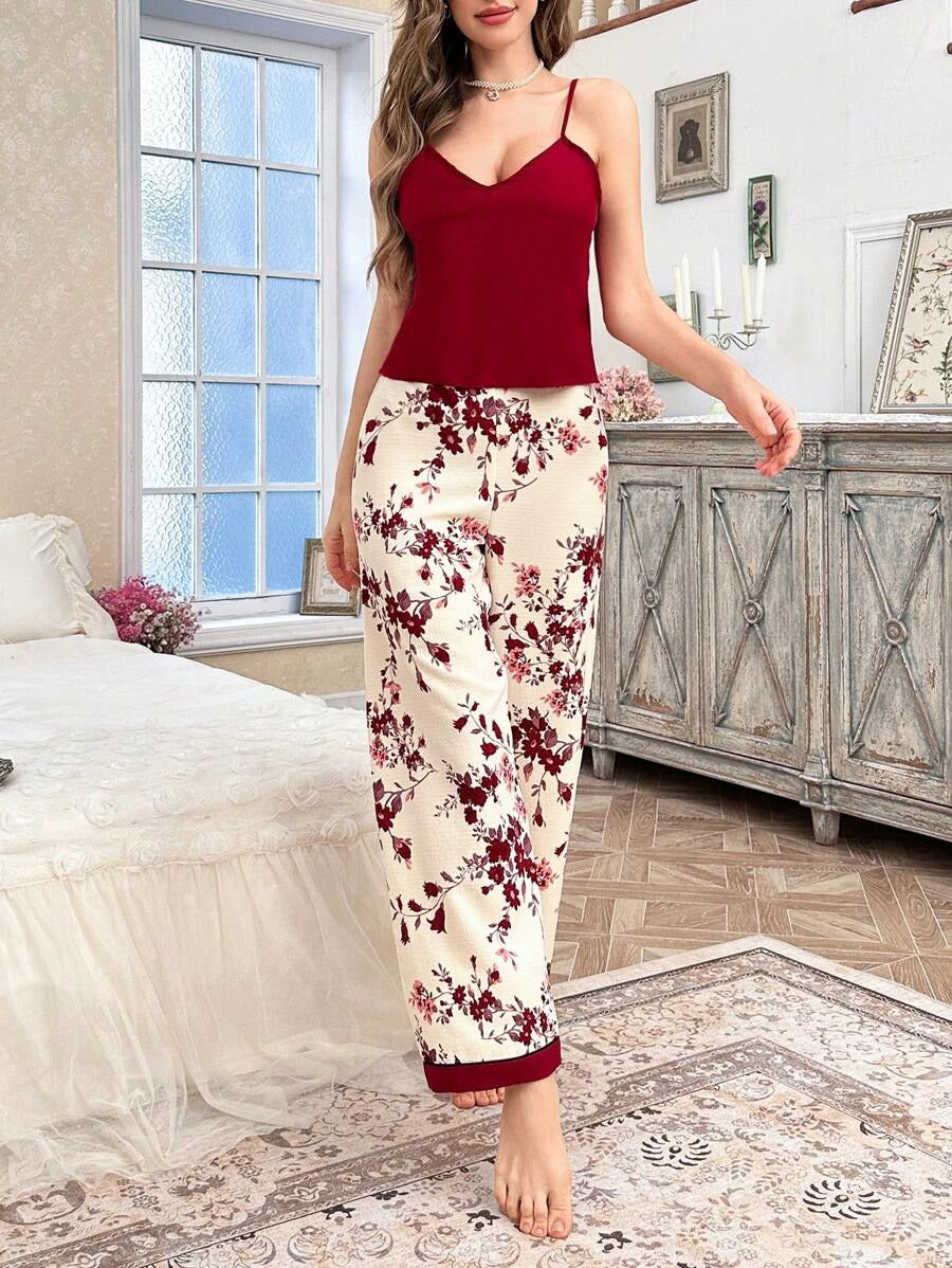 SHEIN CottageSlumber طقم بيجامة بحمّالات وطباعة ورود