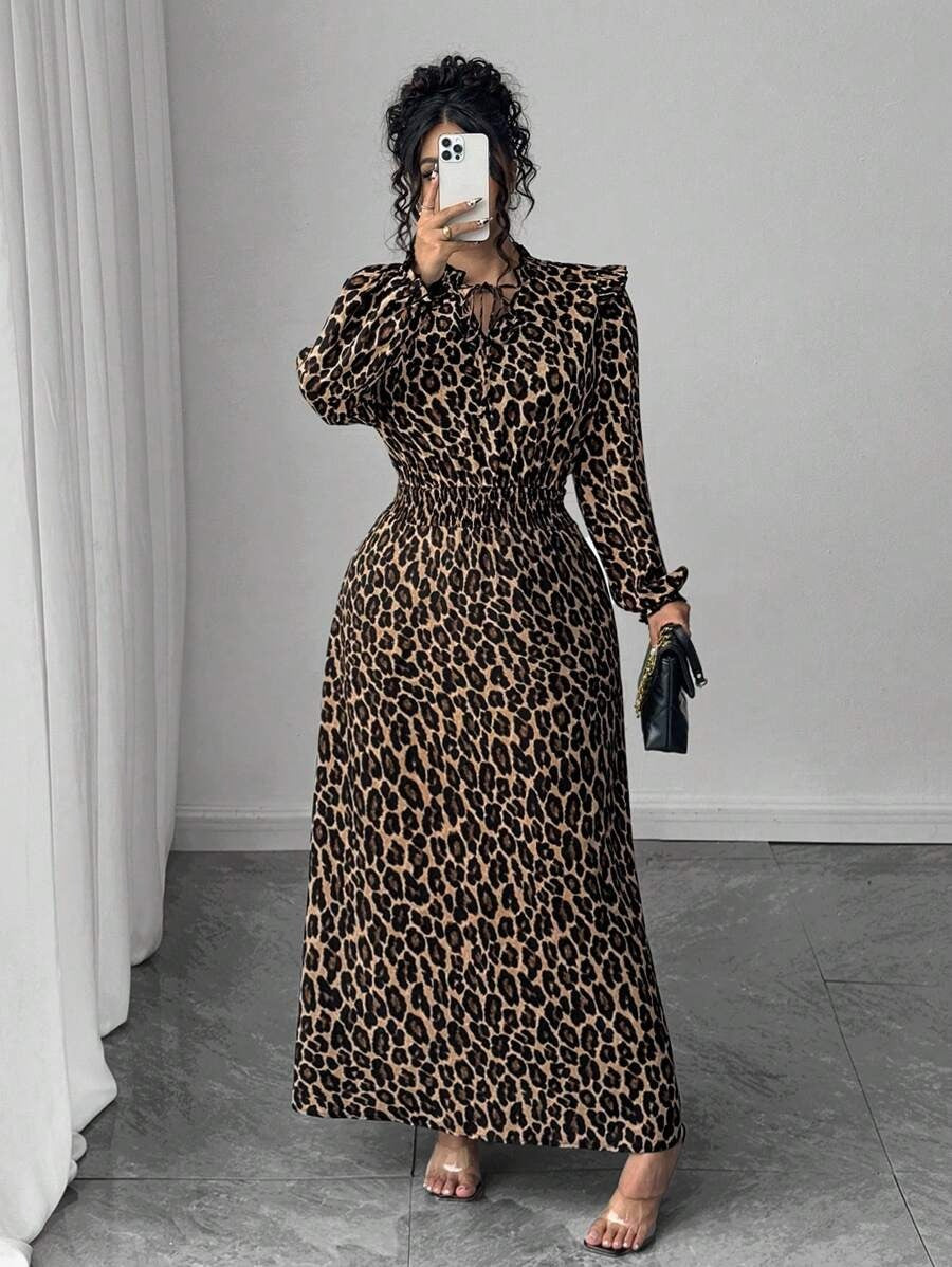 SHEIN Elenzga فستان بطبعة نمر وكشكشة