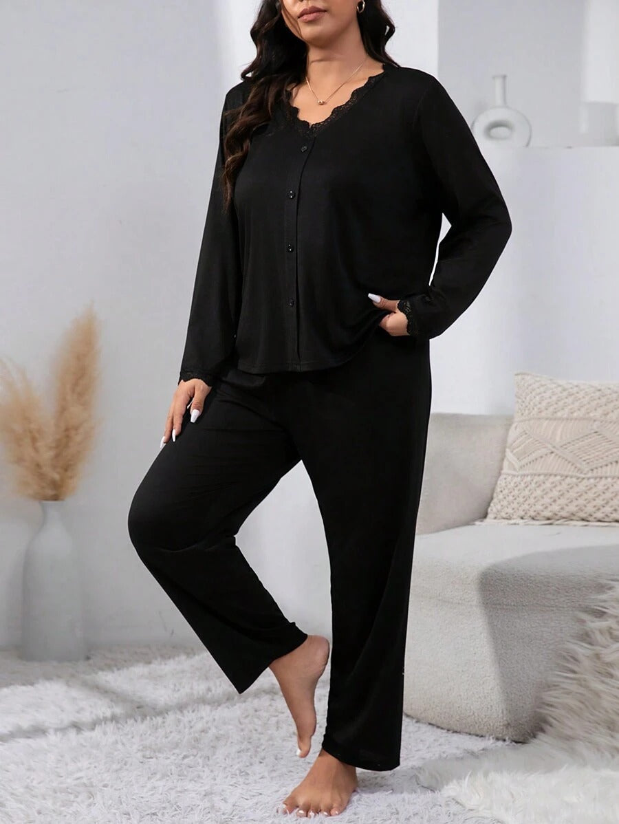 SHEIN طقم بيجامة أنيق مع تريم دانتيل أمامي