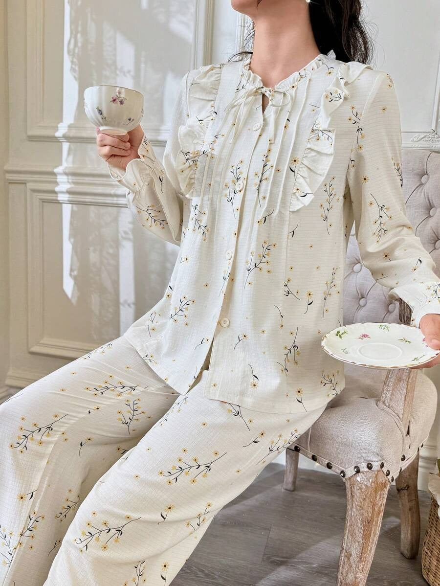 SHEIN CottageSlumber طقم بيجامة بلون مشمشي مع ربطة عنق