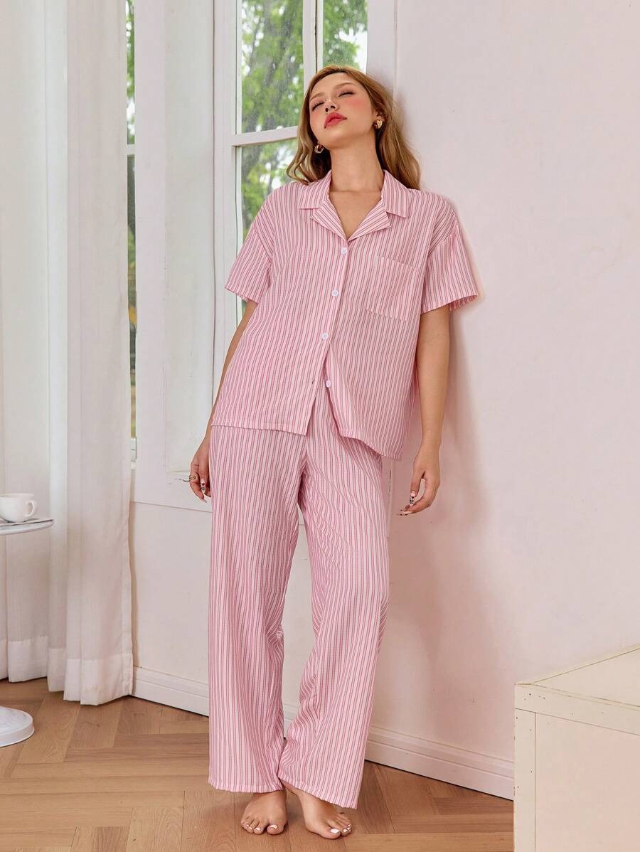SHEIN Dream Adore طقم بيجامة وردي مخططة