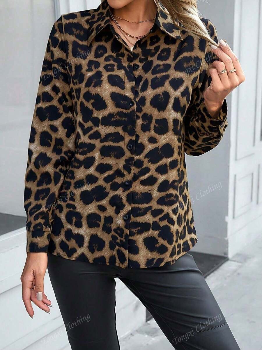 SHEIN بلوزة نسائية بطبعة نمر وياقة كلاسي بتصميم كاجوال أنيق