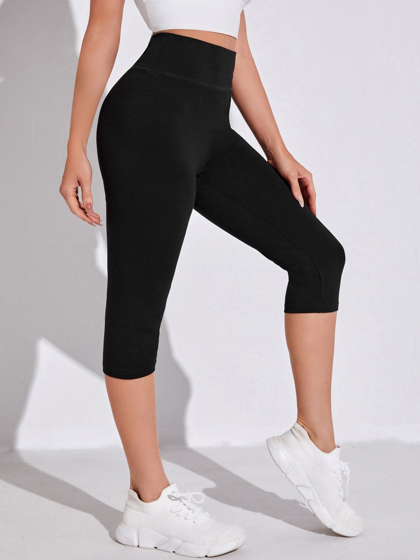 SHEIN لقينز بسيط بلون أسود ضيق بخصر عالي