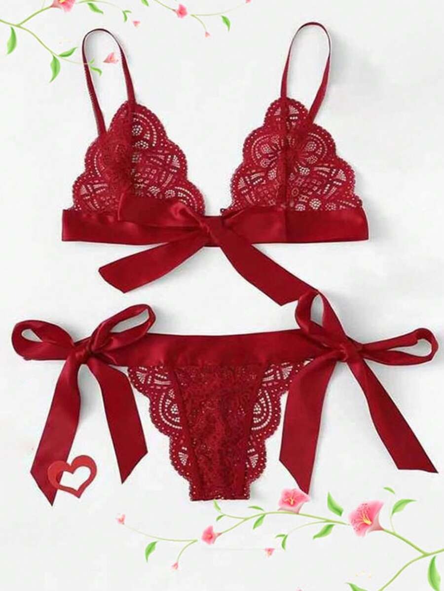 SHEIN طقم لانجري أحمر أنثوي قطعتين بستايل مفرغ وتطريزات ناعمة