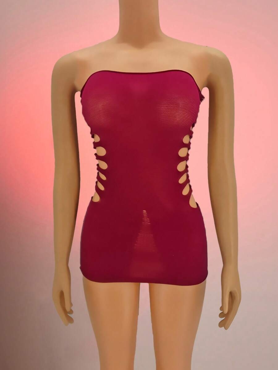 SHEIN فستان داخلي قصير بدون حمالات تصميم مفرغ جذاب بلون عنابي