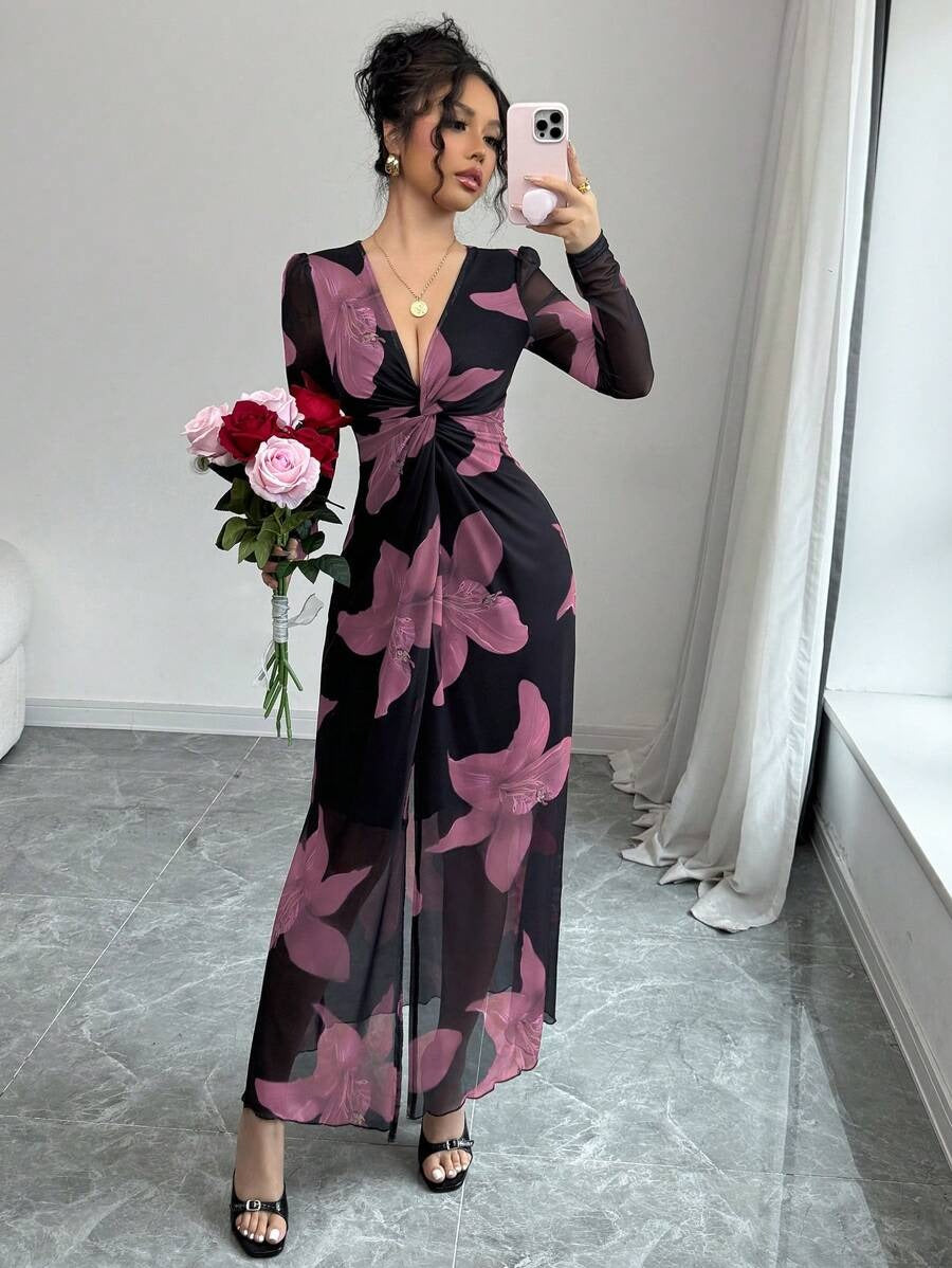 SHEIN Rafferiza فستان وردي بطبعات زهور وخصر مفتوح