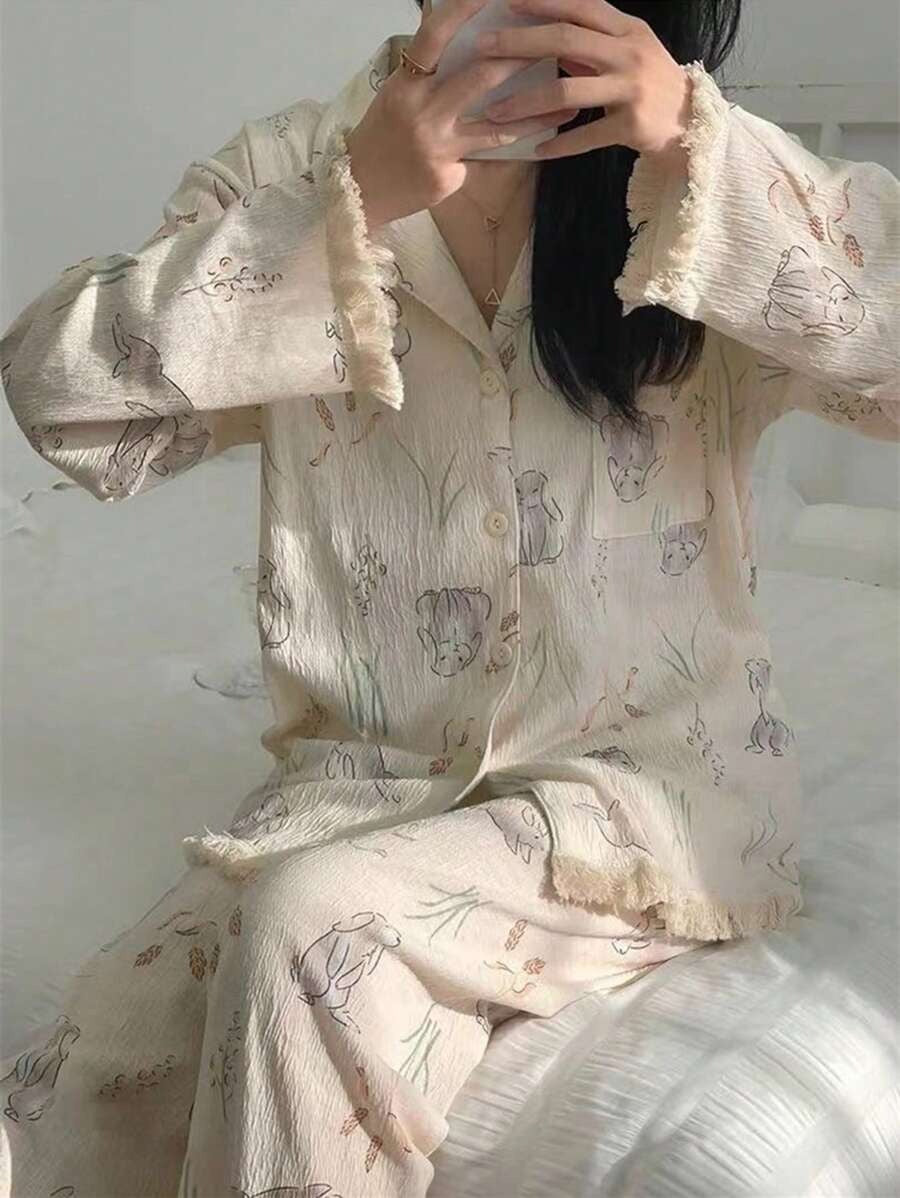 SHEIN طقم بيجامة مشمشي بطباعة أرنب وشراريب