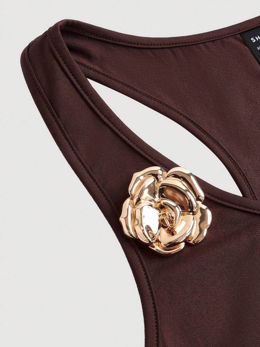 SHEIN MOD فستان بني ماكسي بدون أكمام مزخرف بزهور
