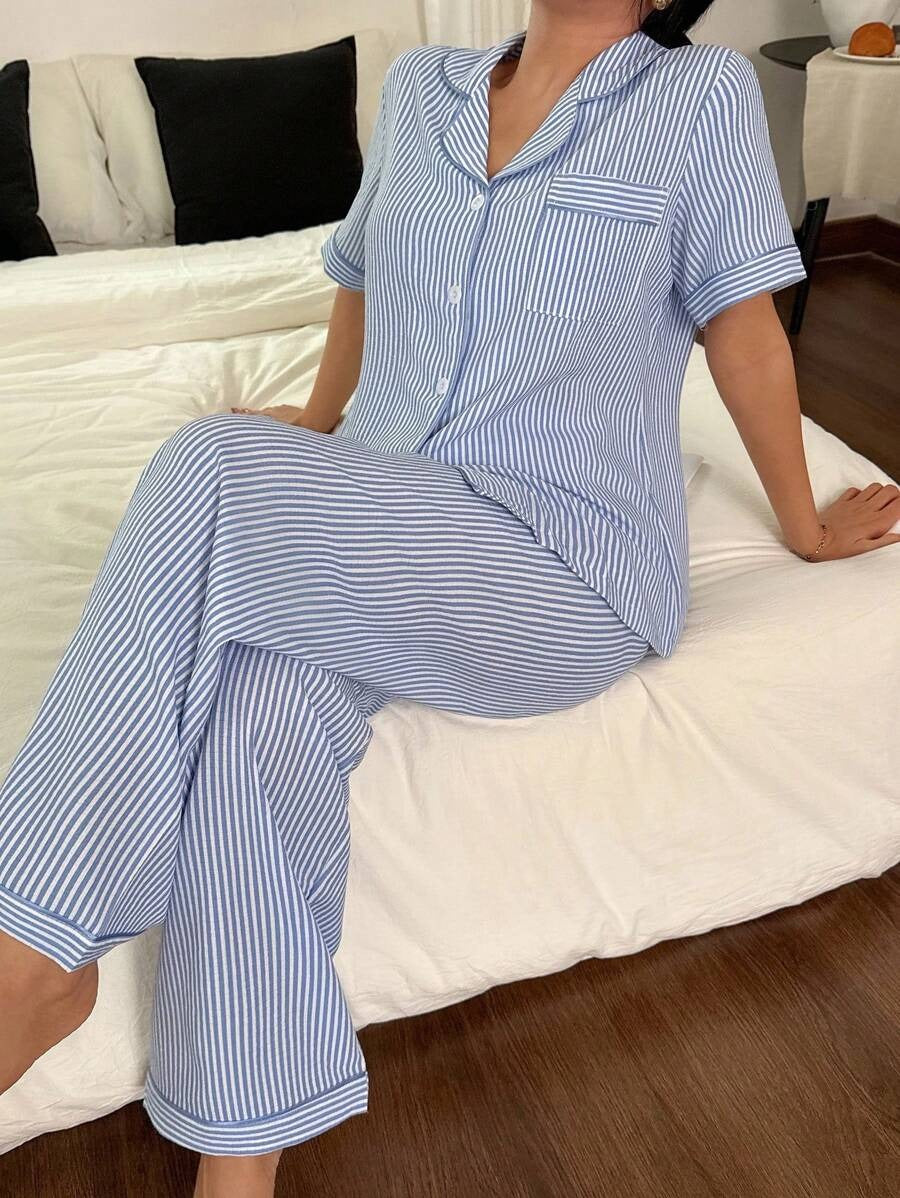 SHEIN Dream Adore طقم بيجامة قطعتين بلون أزرق