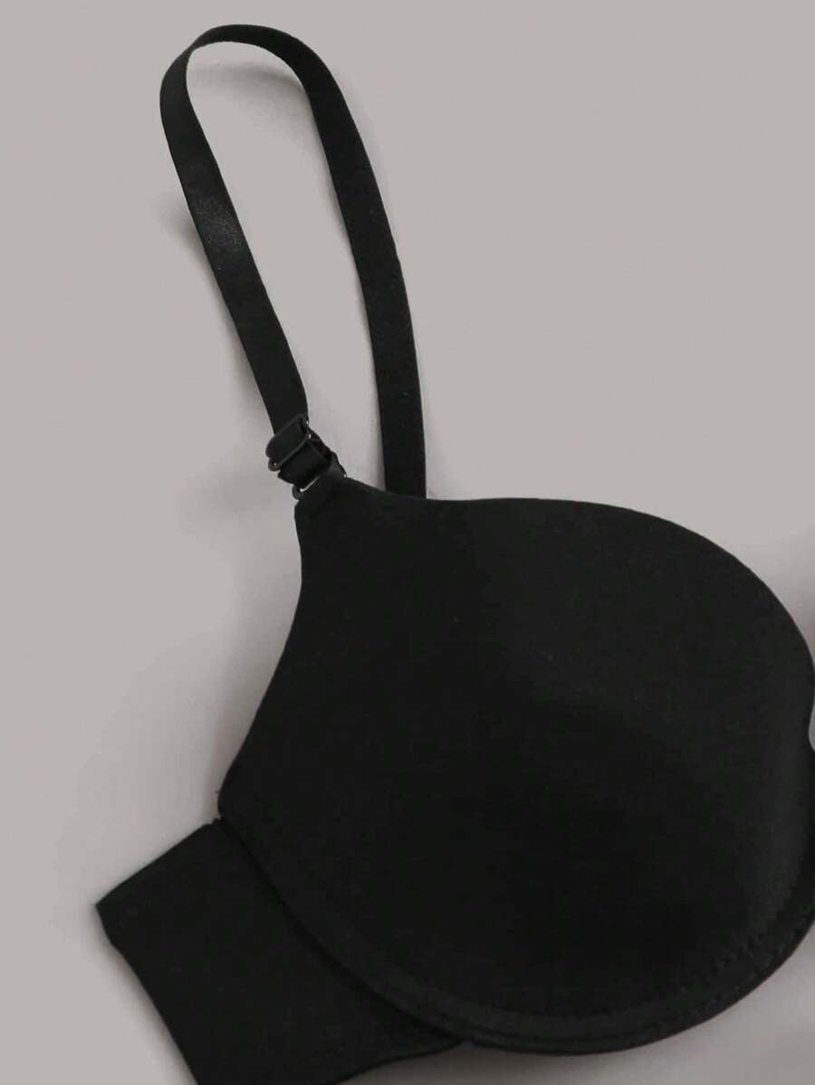 SHEIN طقم 2 حمالة صدر بلون أبيض و أسود