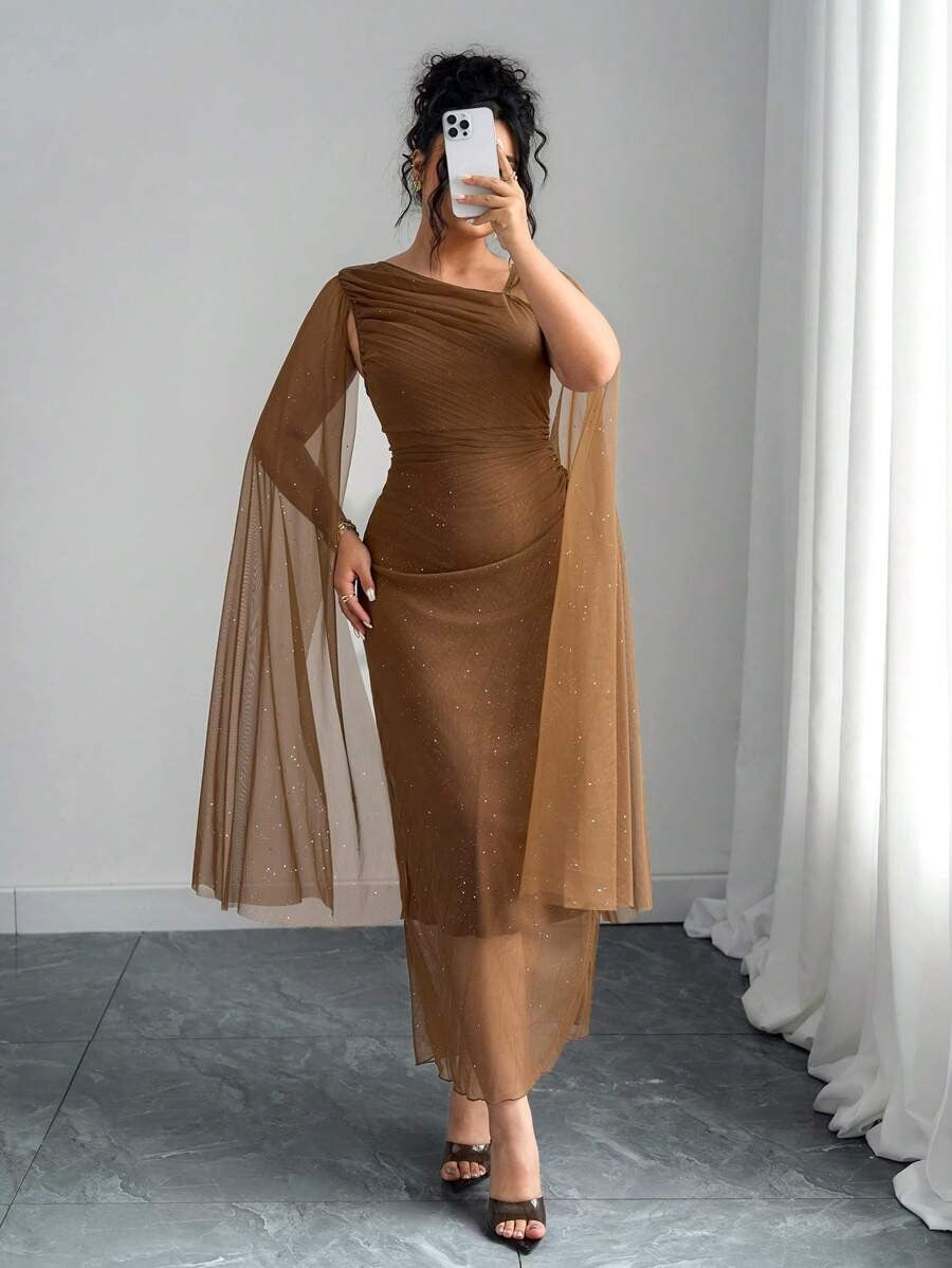 SHEIN Elenzga فستان أنيق وطويل بني مطوي