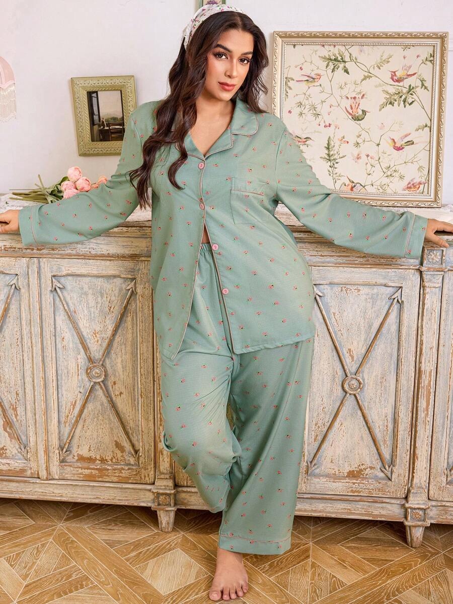 SHEIN طقم بيجامة نسائي مقاس كبير بطبعة زهور