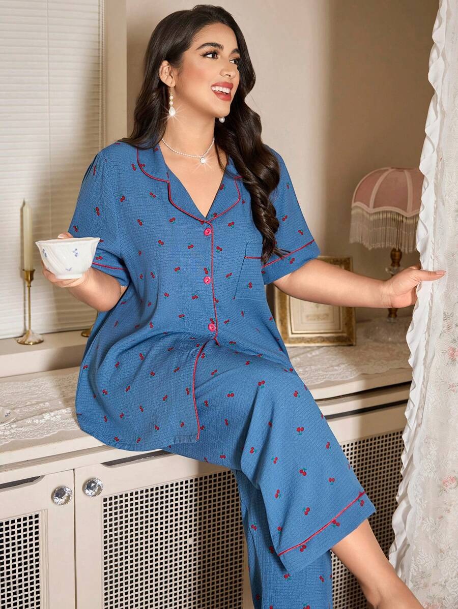 SHEIN طقم بيجامة بطبعة كرز