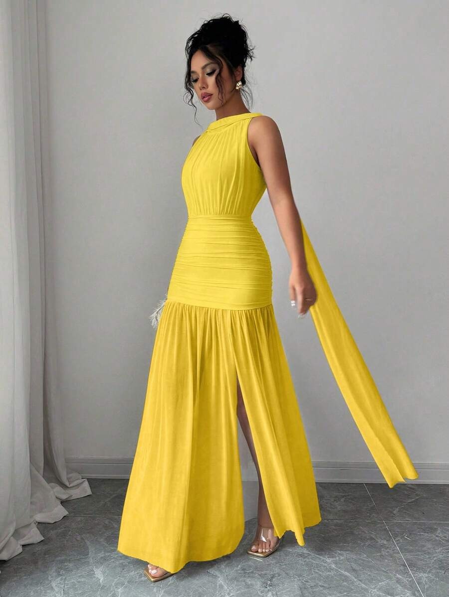 SHEIN Elenzga فستان اصفر بدون أكمام وظهر مكشوف