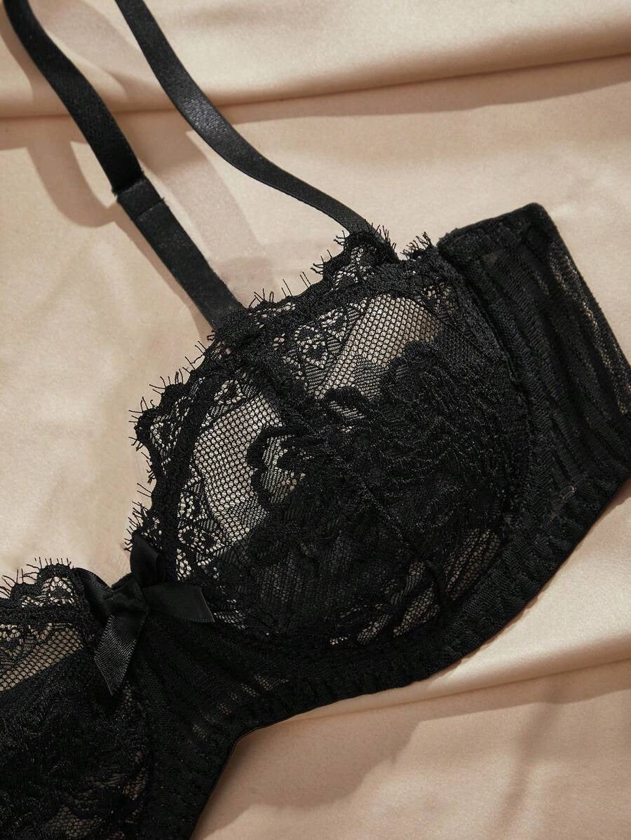 SHEIN صدرية دانتيل أزهار