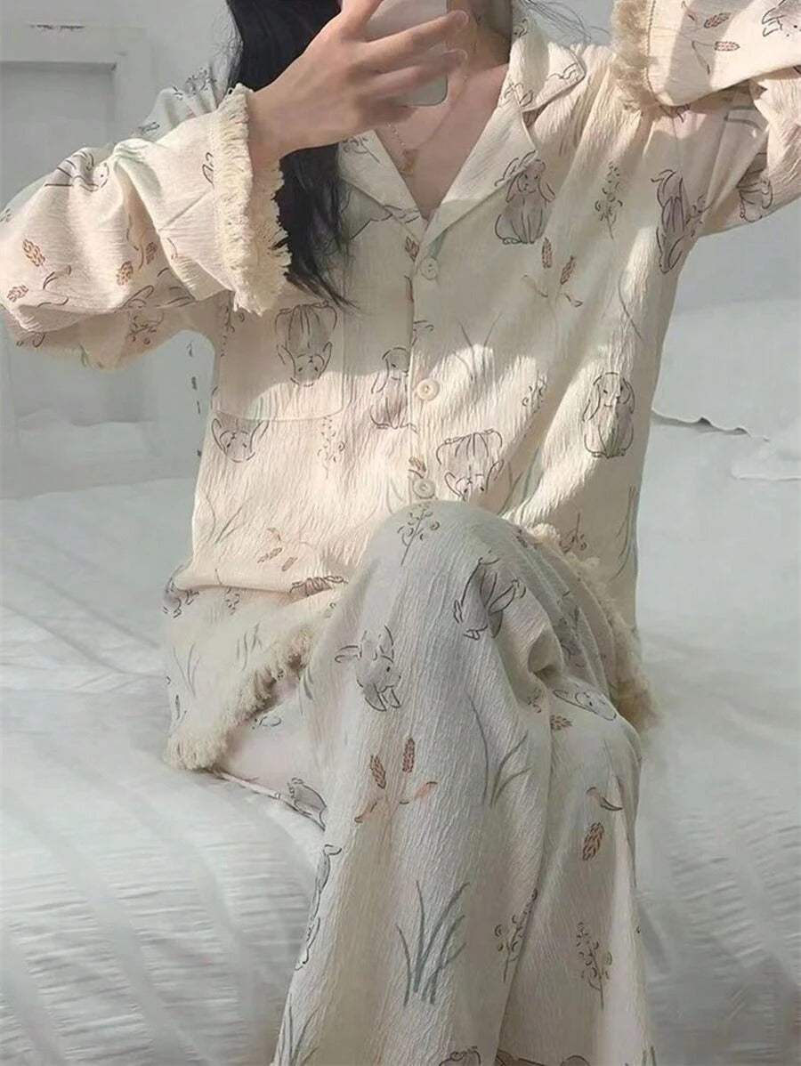 SHEIN طقم بيجامة مشمشي بطباعة أرنب وشراريب