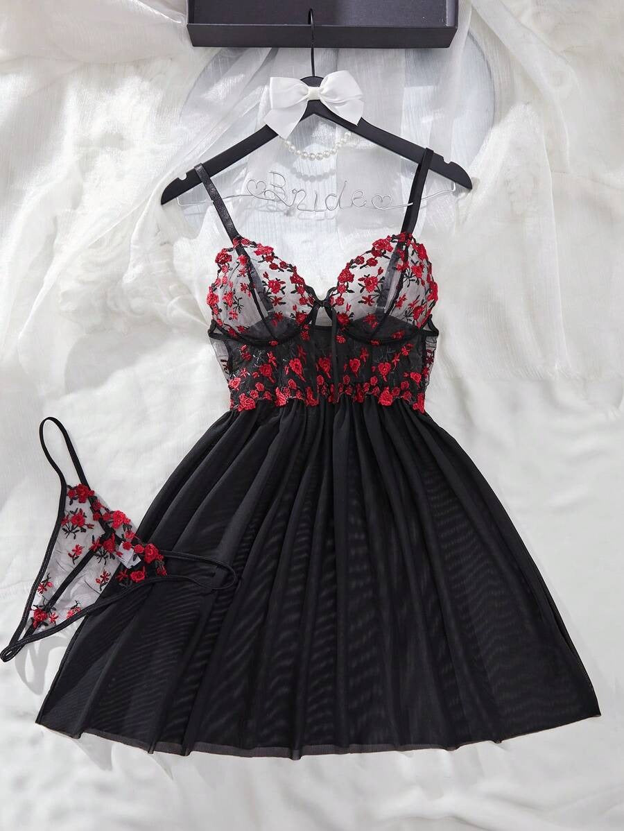 SHEIN فستان نوم شفاف أبيض بتطريز دانتيل ناعم