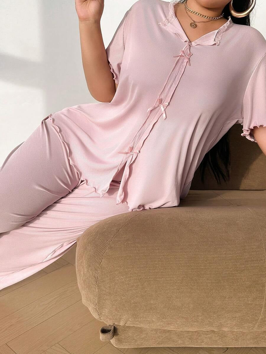 SHEIN طقم بيجامة وردي ناعم بعقدة فراشة