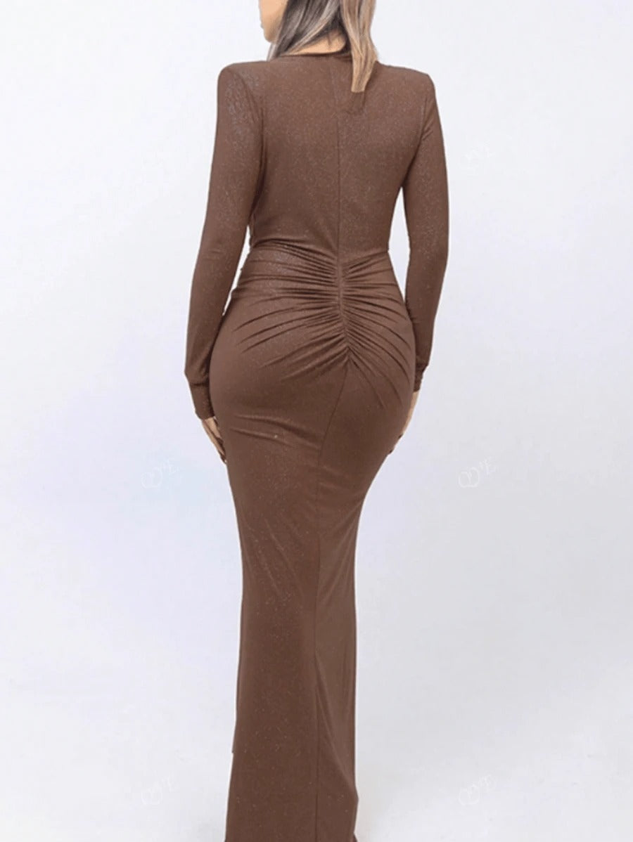 SHEIN QYE فستان طويل بلون شوكولاته بني
