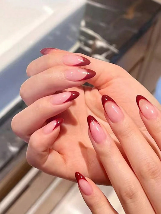 SHEIN مجموعة أظافر 24/30 قطعة قصيرة باللون الأحمر