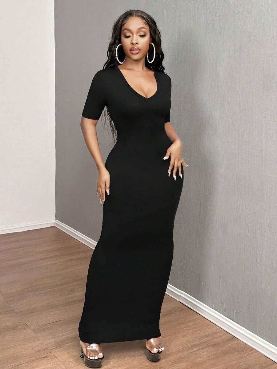 SHEIN SXY فستان أسود ضيق بأكمام قصيرة