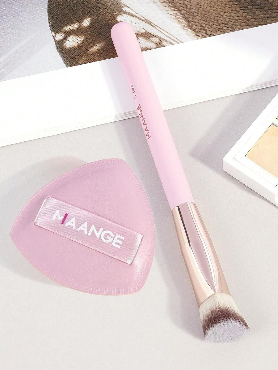 SHEIN MAANGE فرش مكياج مثلثة تصميم وردي ناعم