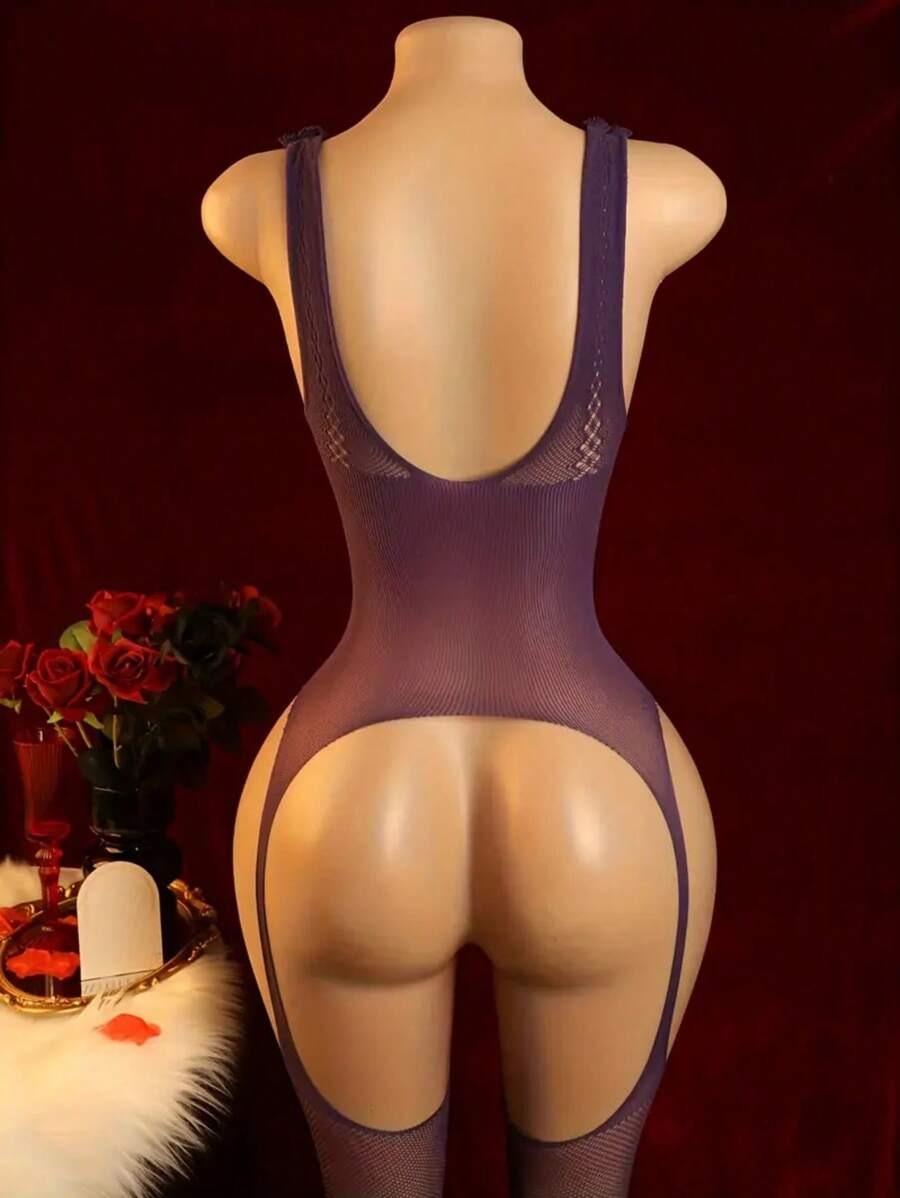 SHEIN جمبسوت شفاف بنعومة الحرير وقصة جريئة
