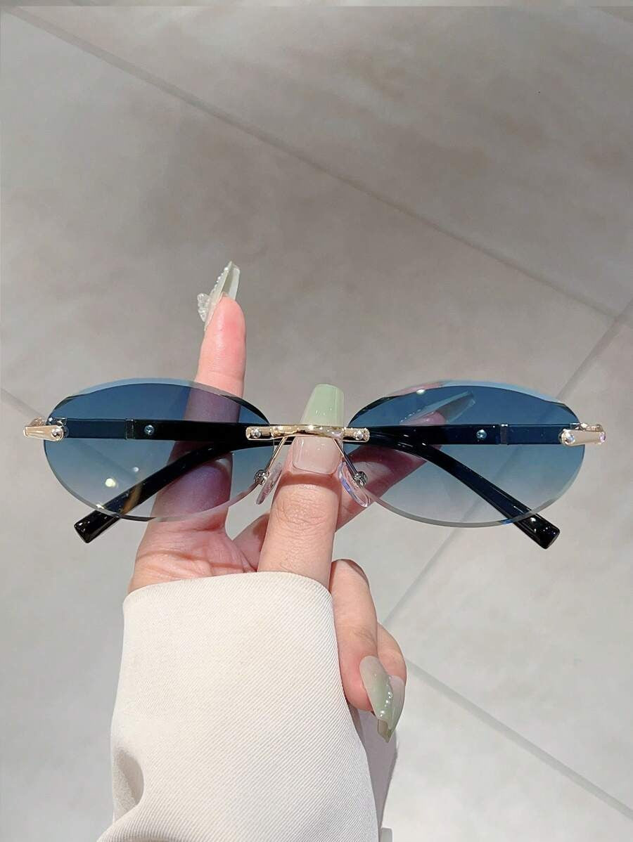 SHEIN نظارة نسائية بيضاوية