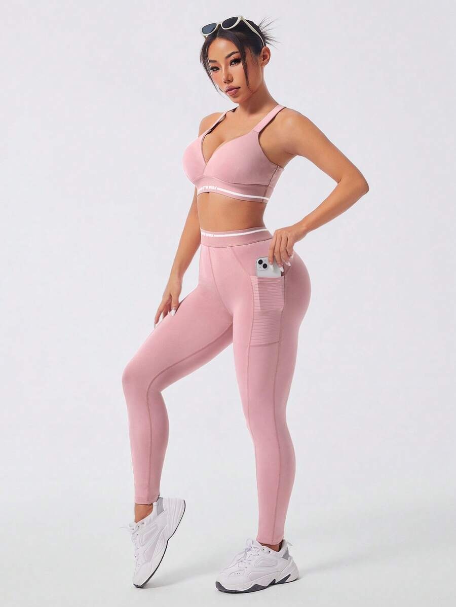 SHEIN طقم رياضي نسائي من قطعتين