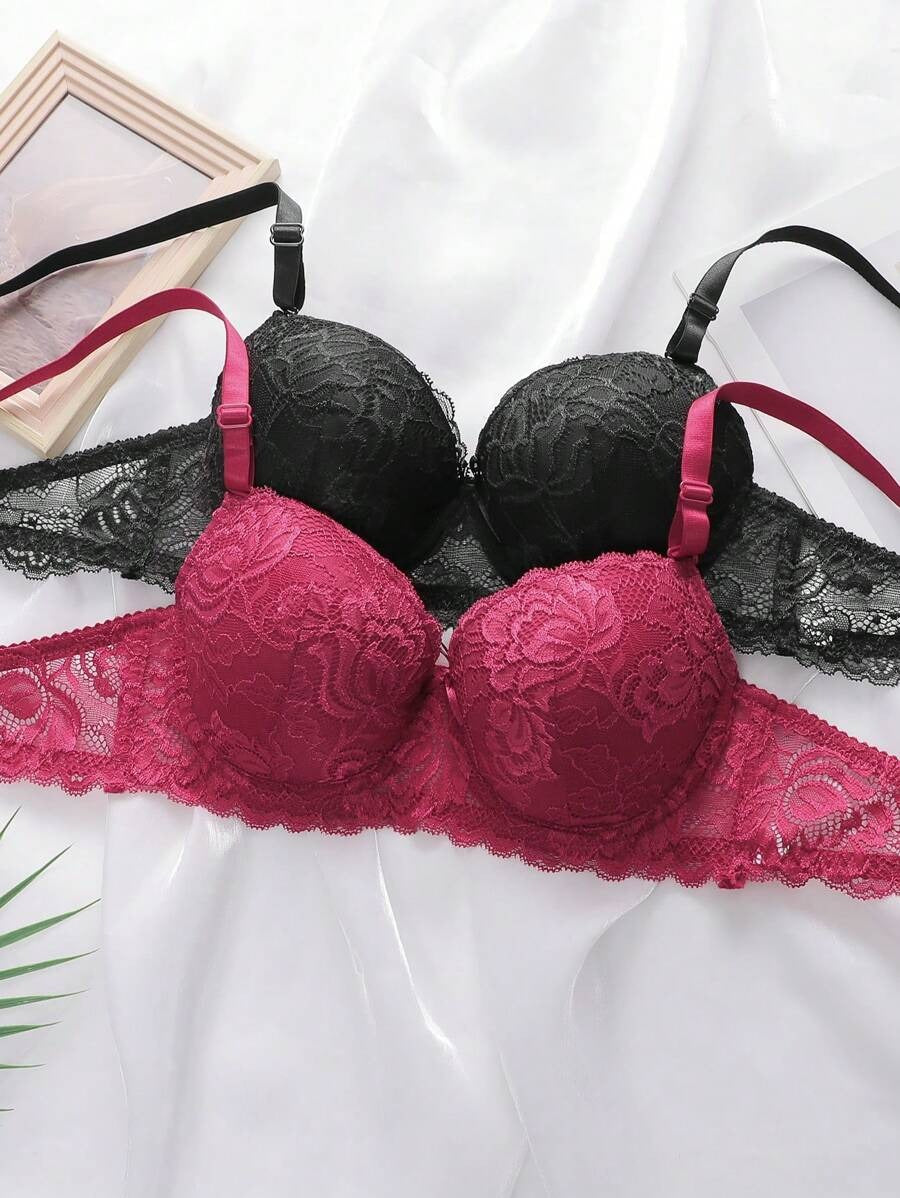 SHEIN طقمين من الملابس الداخلية النسائية بدانتيل أنيق