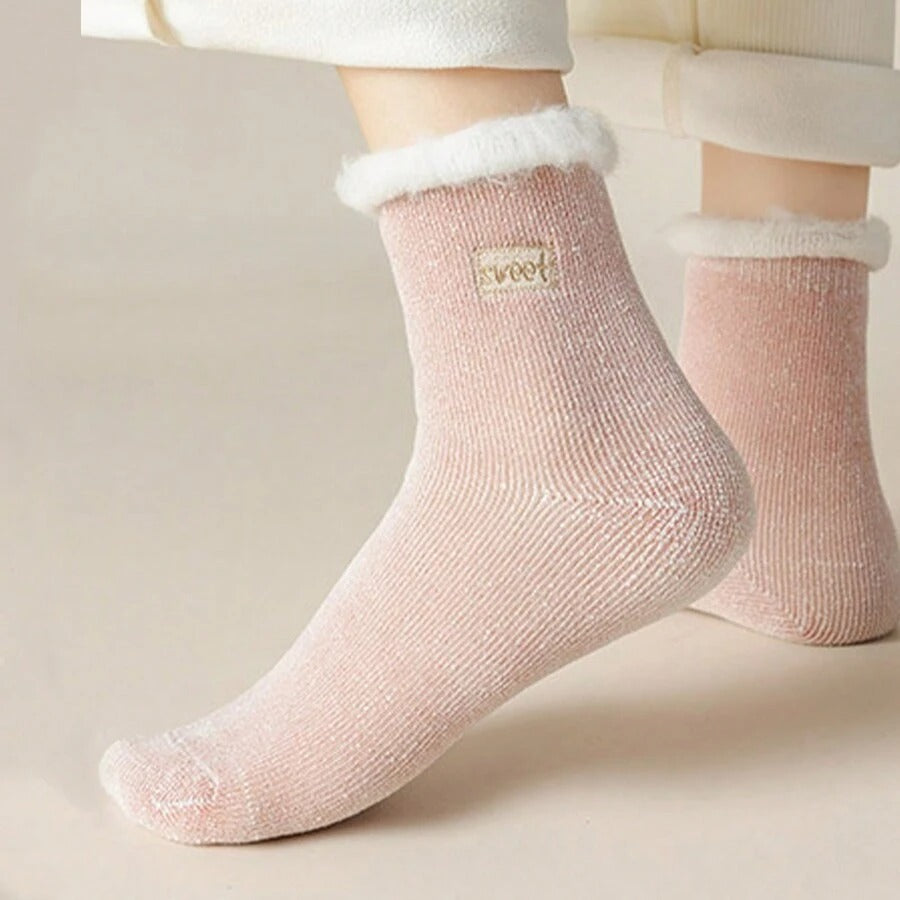 SHEIN 3 أزواج جوارب نسائية دافئة مبطنة حرارياً