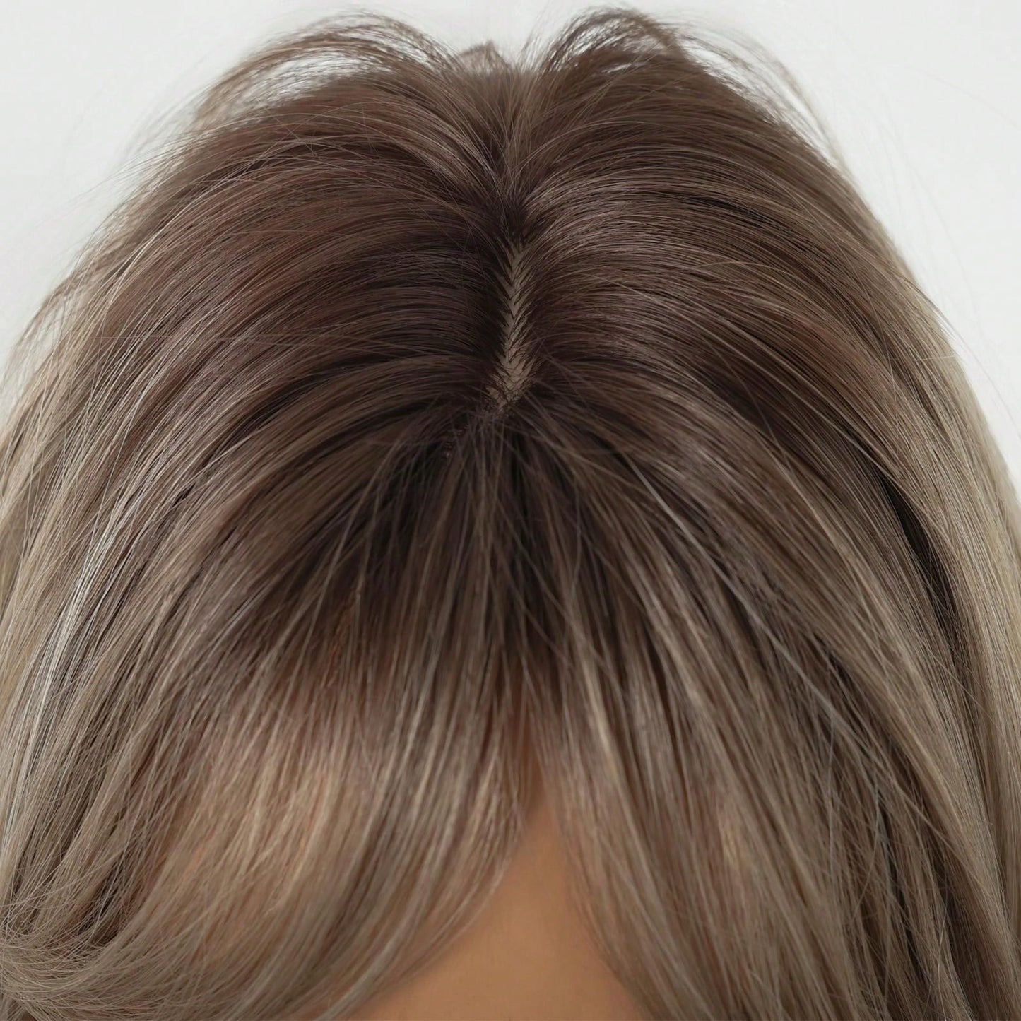 SHEIN باروكة شعر طويل مموج غرة أمامية وجذور داكنة بألوان بني وأشقر