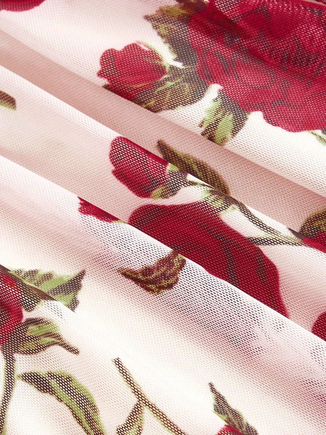 SHEIN MOD فستان انزلاقي بطبعة زهور وياقة دانتيل وثنيات عند الخصر