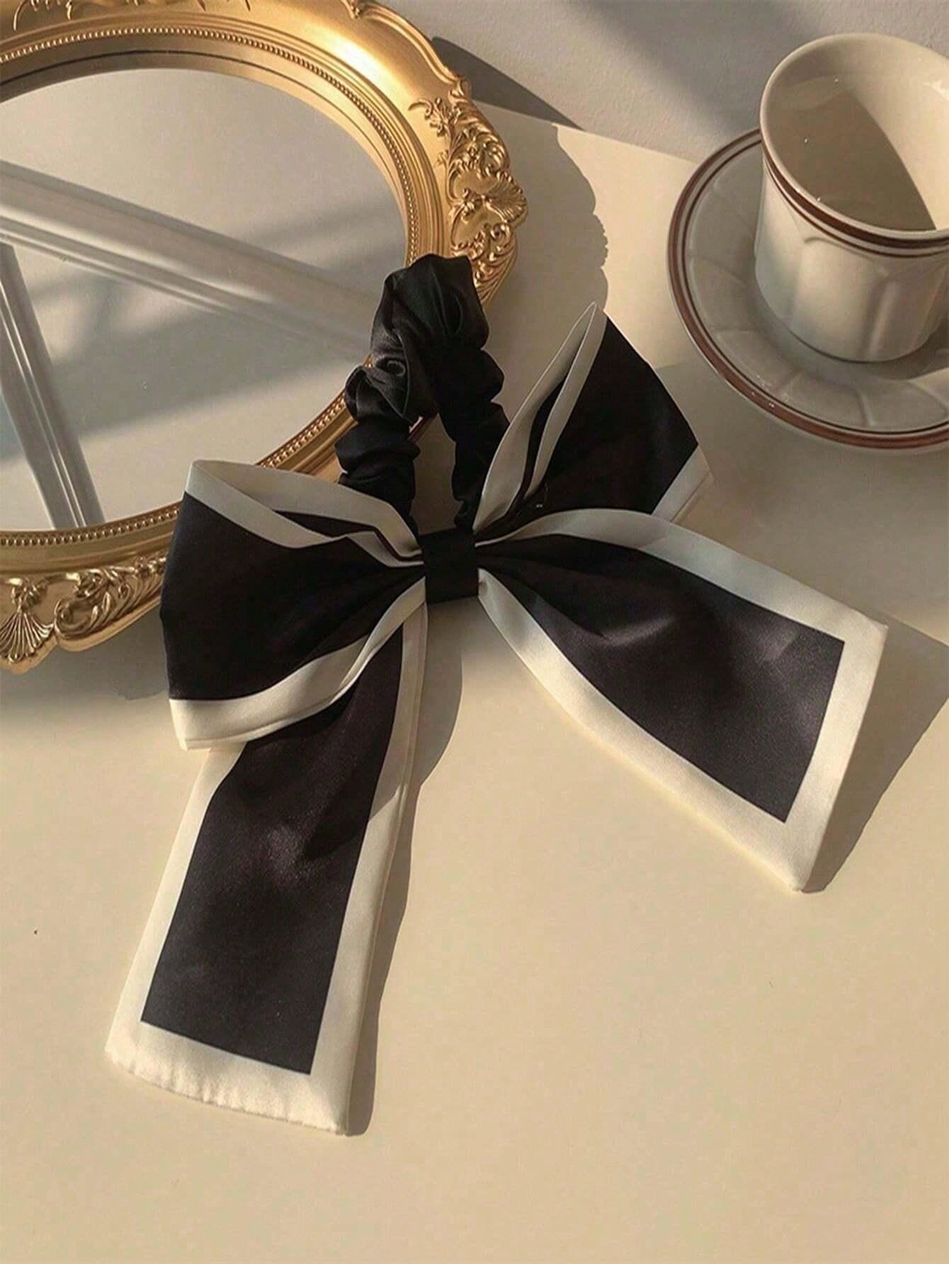 SHEIN ربطة شعر حريرية بشكل فيونكة