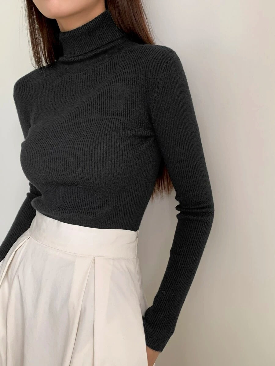 SHEIN كنزة صوفية بلون أسود
