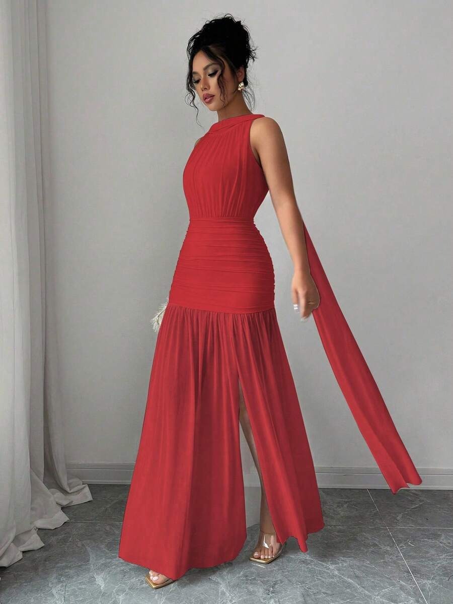 SHEIN Elenzga فستان احمر بدون أكمام بظهر مفتوح