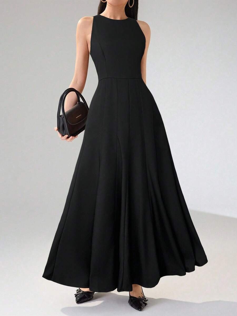 SHEIN Heiryn فستان ماكسي ناعم بلون أسود