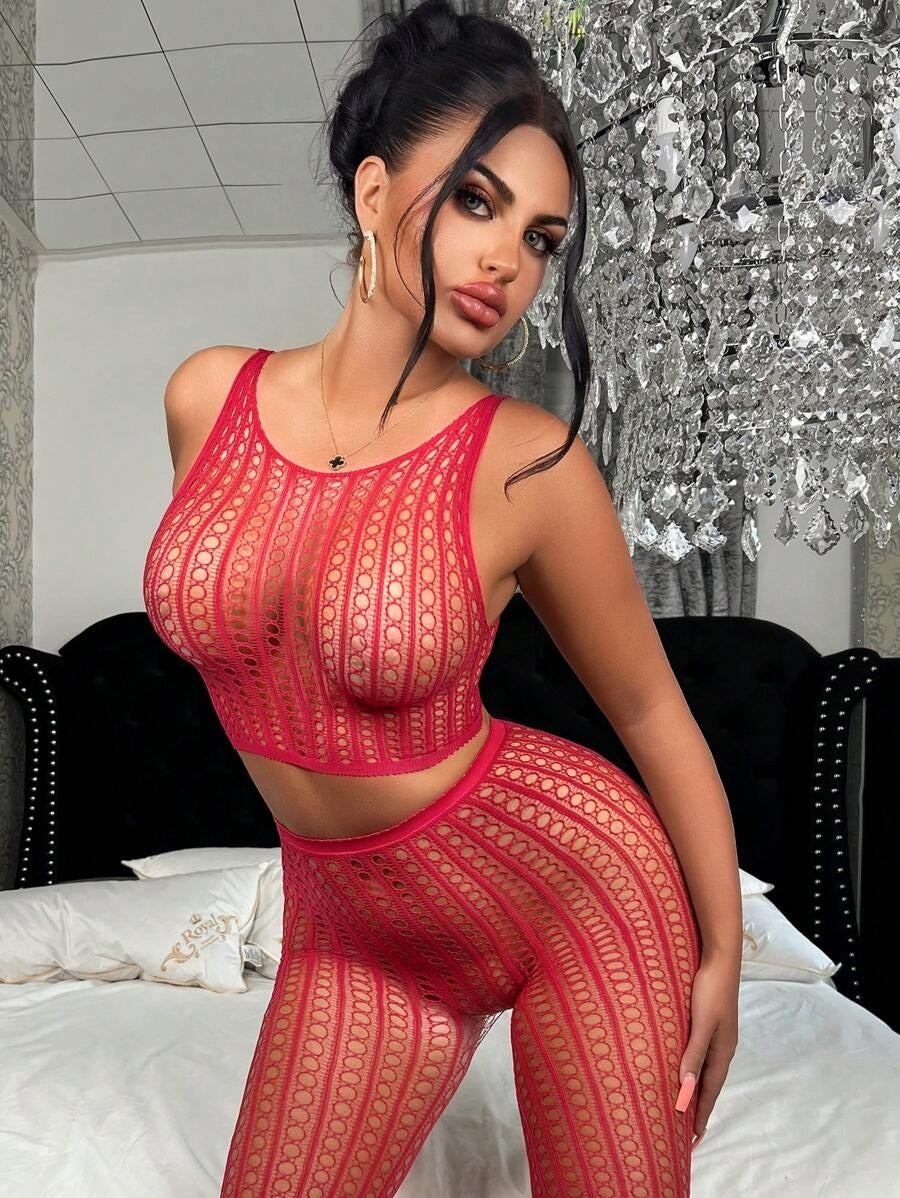 SHEIN طقم داخلي شفاف بلون عنابي بتصميم مفرغ