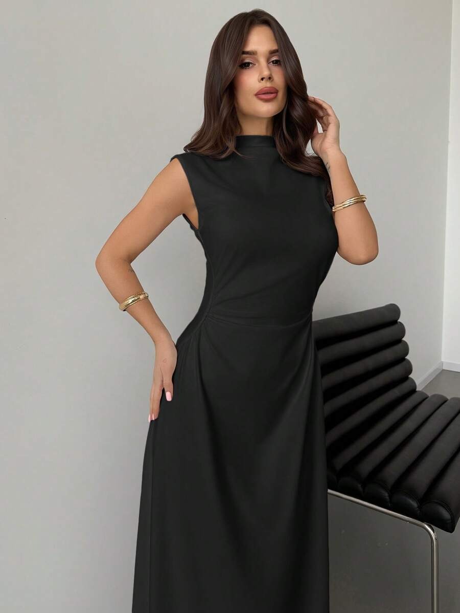 SHEIN Firerie فستان ماكسي اسود بدون أكمام