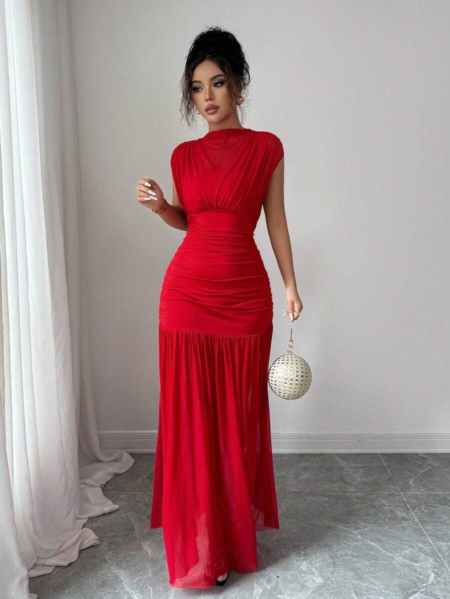 SHEIN Elenzga فستان ماكسي احمر بدون أكمام وشبك عند الخصر