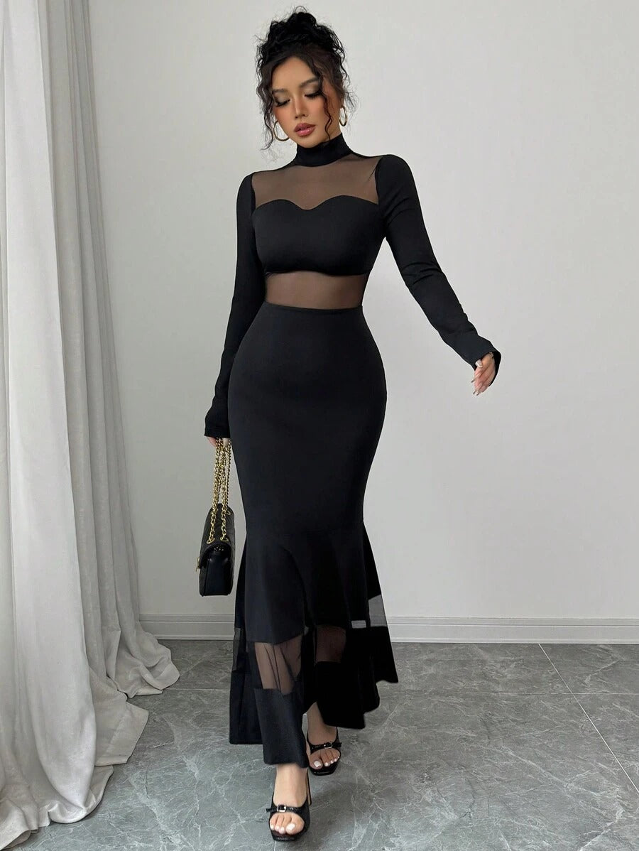 SHEIN Chiquease فستان شفاف بلون أسود بشبك مخملي
