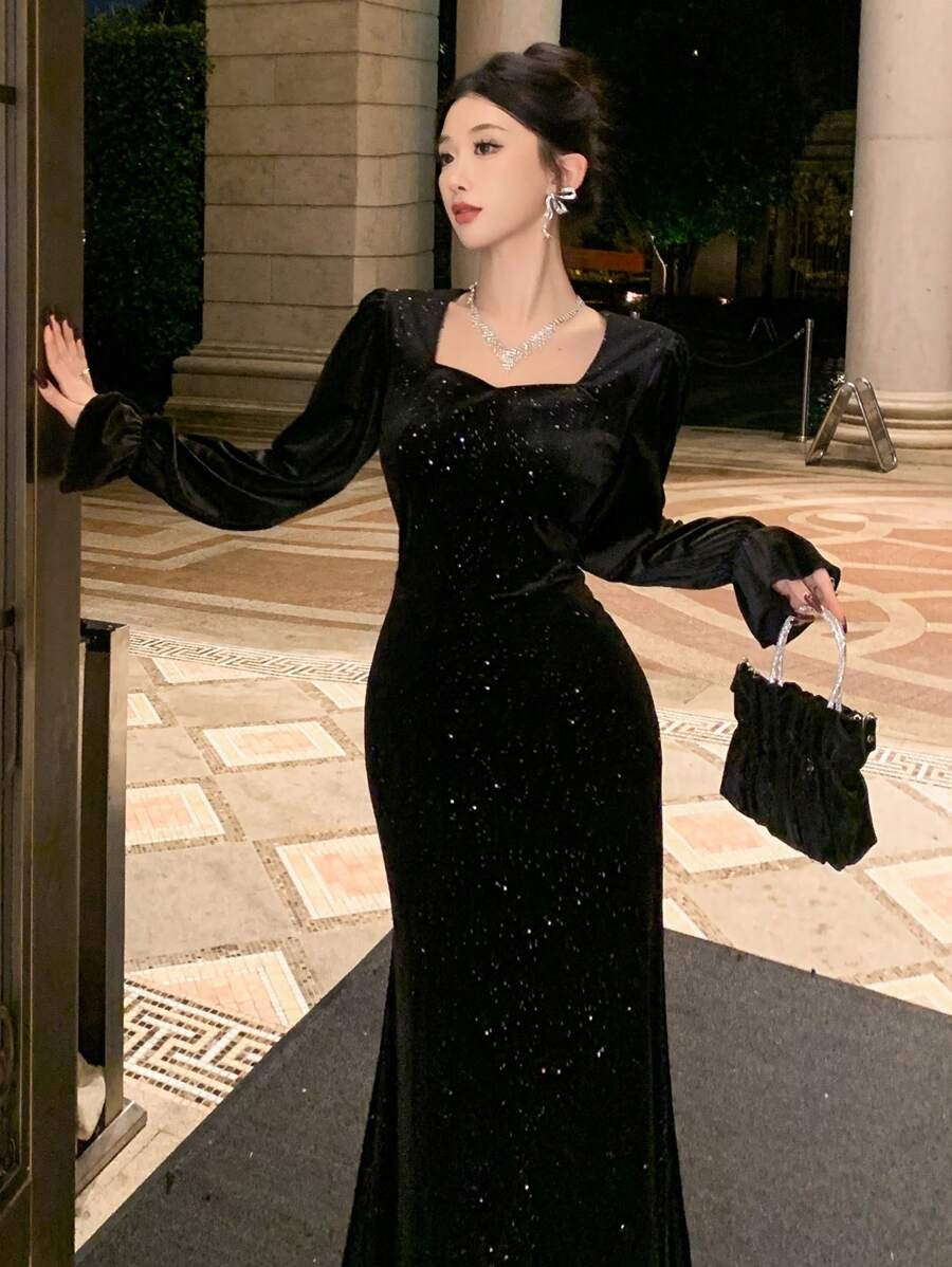 SHEIN DAZY فستان ضيق بطول متوسط أسود مزخرف بالترتر